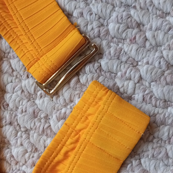 Bikini Top Ribbed Keyhole Plus Size stretchy Soft Vibrant color rich texture - Picture 6 of 15